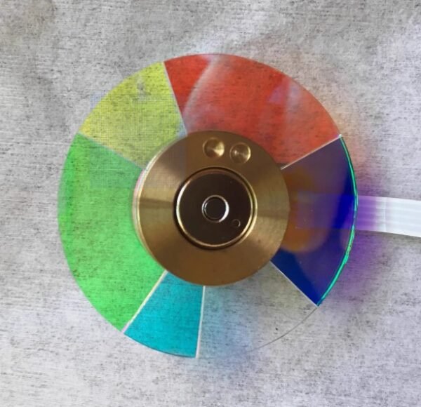 the front of Optoma EP761 projector color wheel