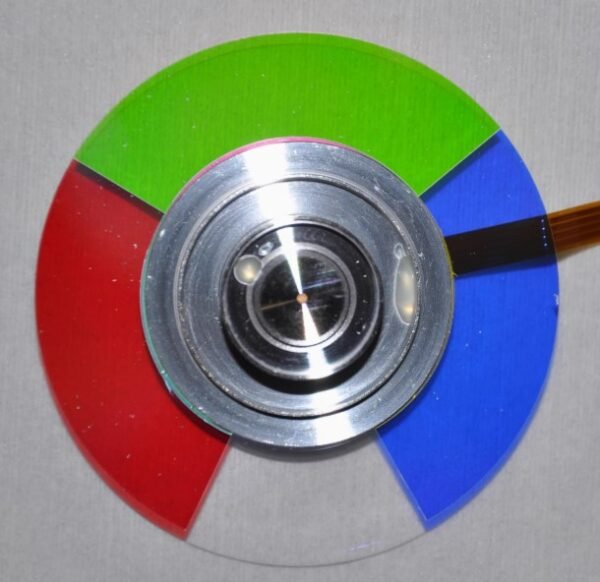 Original Pansonic PT-DW6300US color wheel- Front view. Compatible with Pansonic PT-FD605