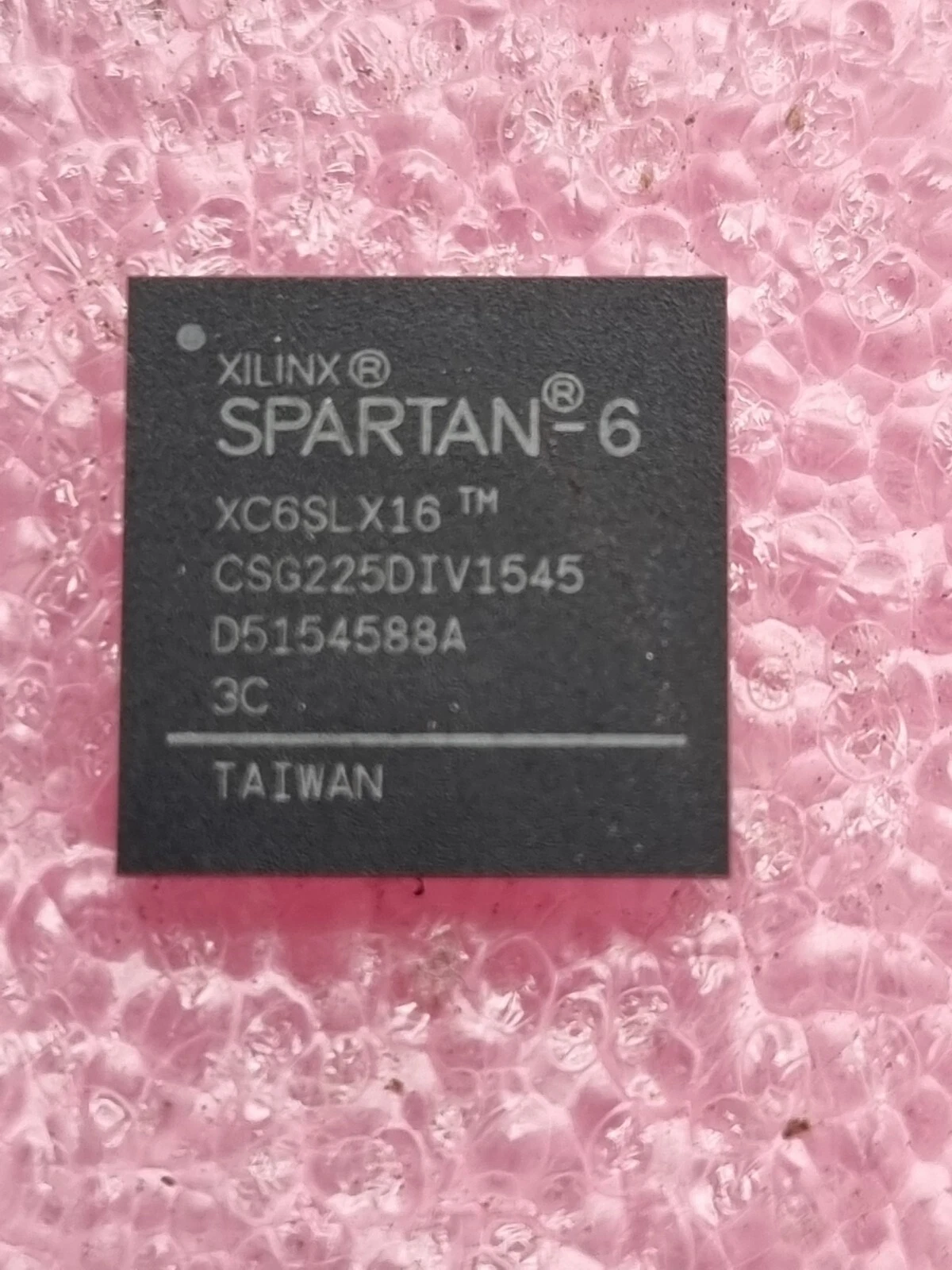 Xilinx XC6SLX16 Spartan-6 FPGA in CSG225 BGA package