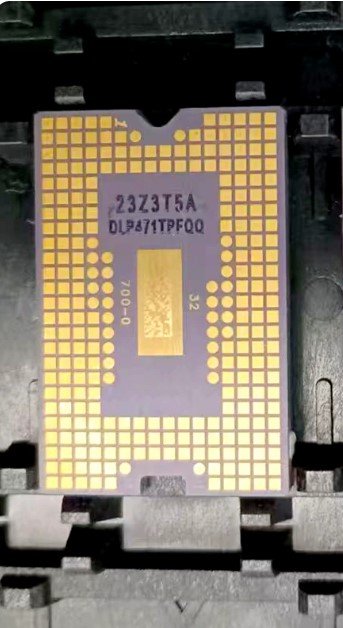 DLP471TPFQQ 0.47'' 4k DMD Chip