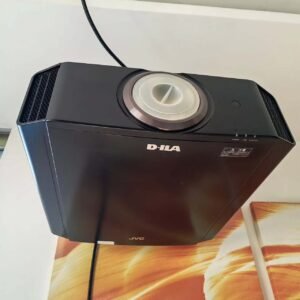 JVC DLA-X500 projector, 4k , 3D, lightly used